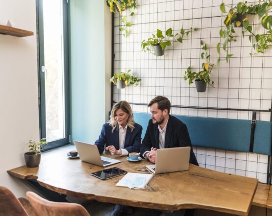 young-business-people-talking-about-new-project
